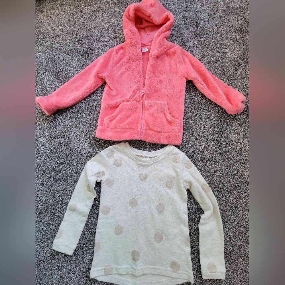2 carters sweatshirts